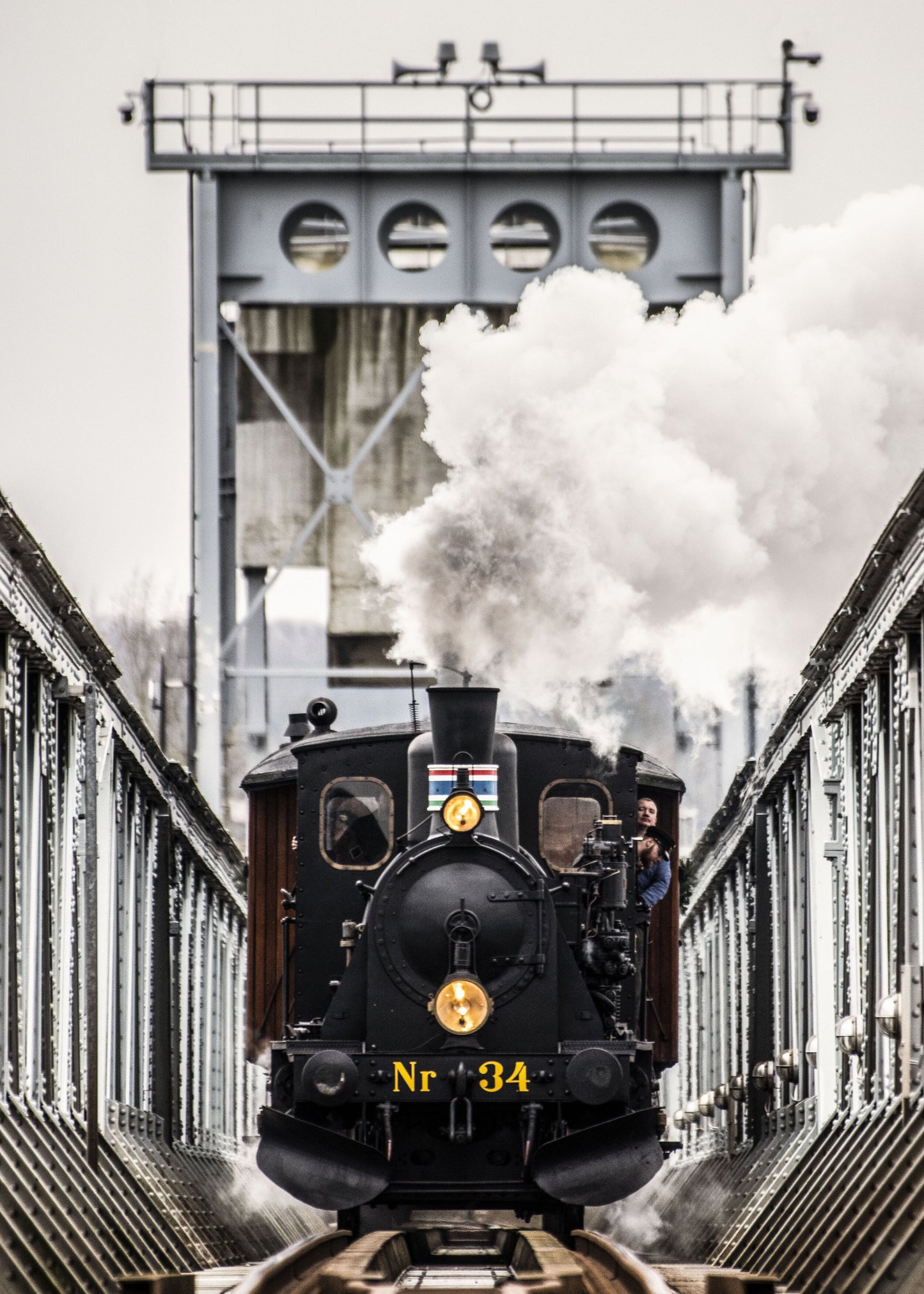 FFJ Nr. 34 mit Weihnachtszug auf dem Weg von Aalborg nach Lindholm