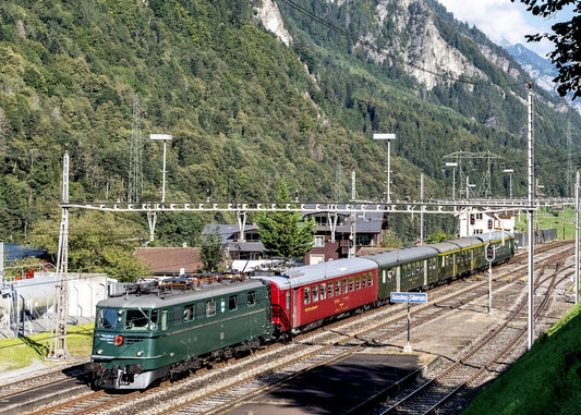 SBB Historic Ae 6/6 11411 mit Ausflugszug in Amsteg-Silenen